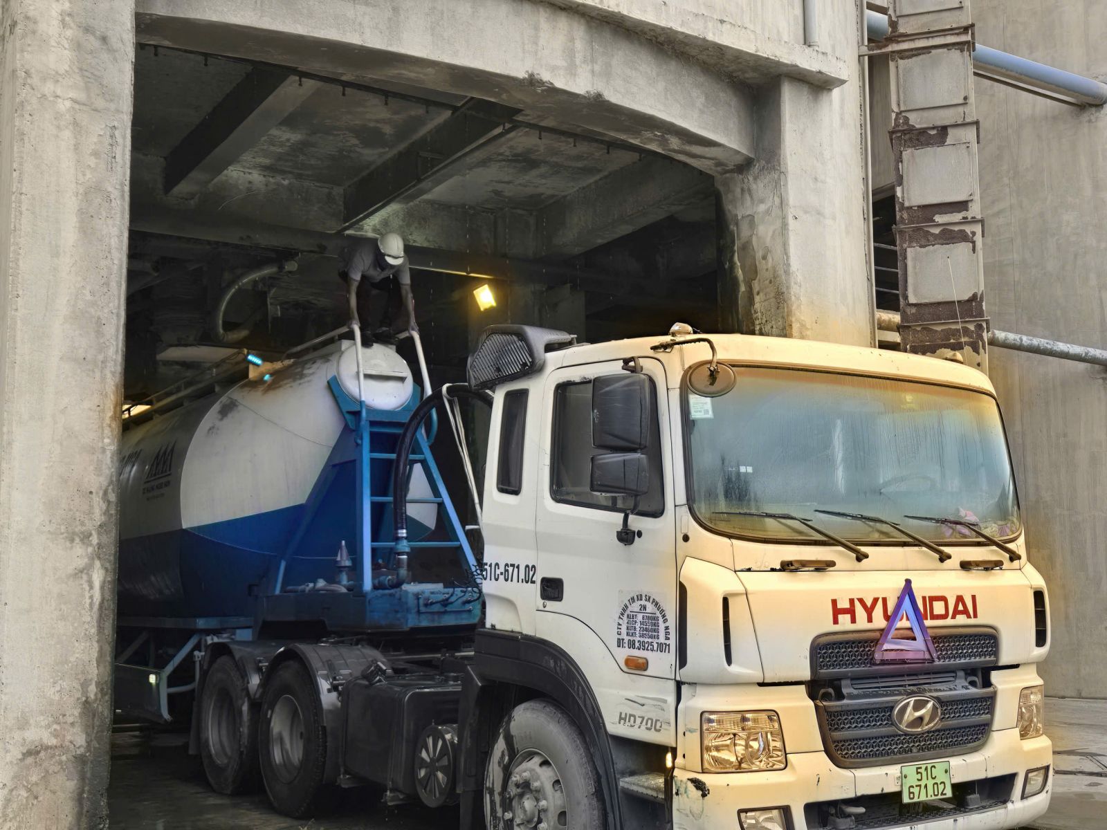 Hệ thống rót tro tại Nhà máy Nhiệt điện Duyên Hải